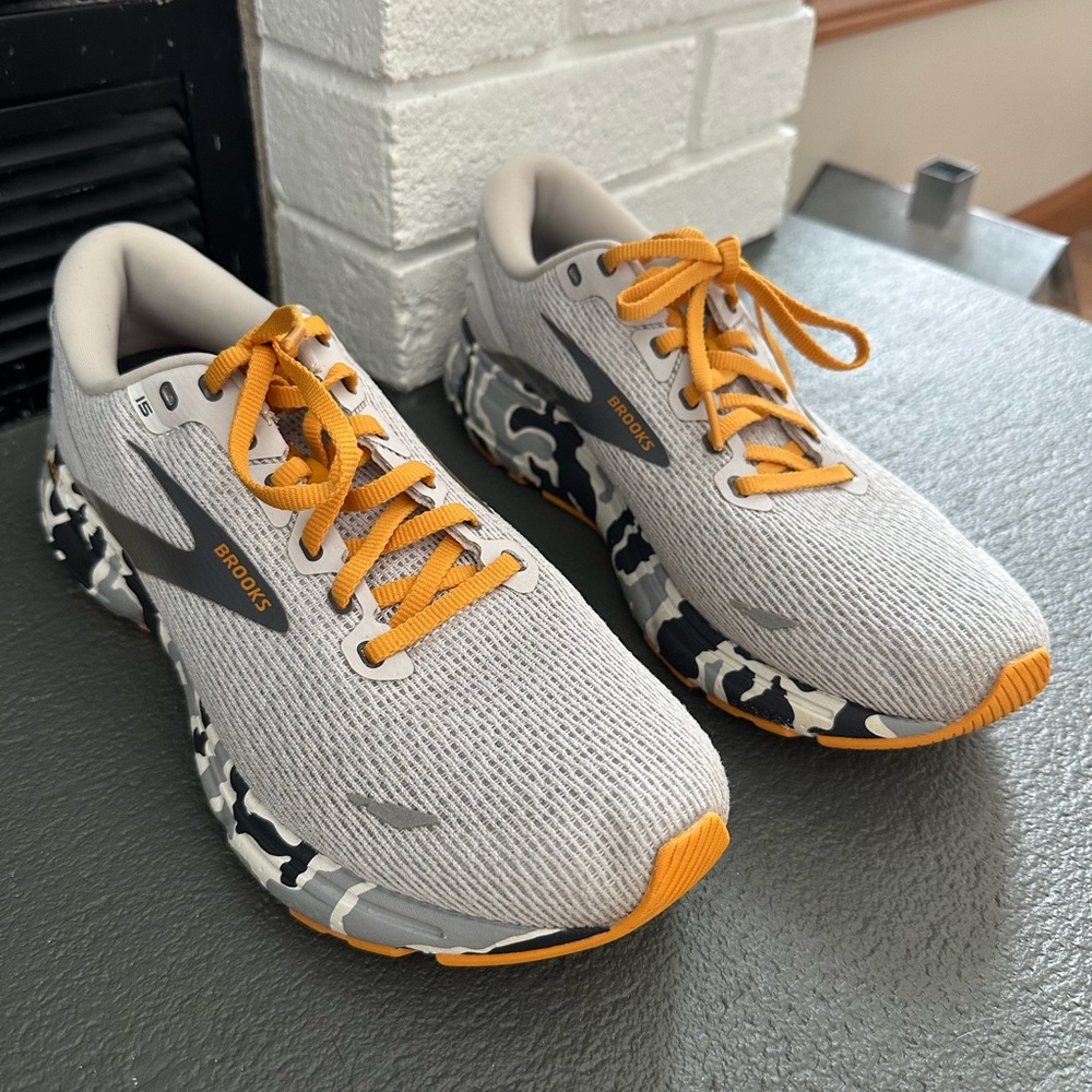 Brooks Women’s  Athletic Sneakers Brooks Ghost 15